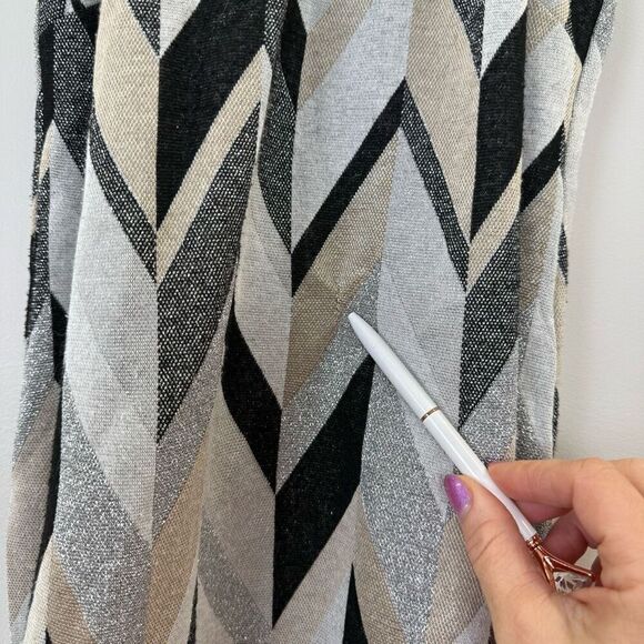 Trina Turk Jocular Top🩶 - Picture 7 of 11